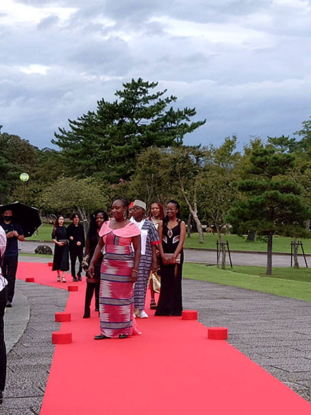 なら国際映画祭レッドカーペット　国際フォーラム甍にて