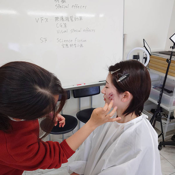 ヘアメイクプロフェッショナルコース