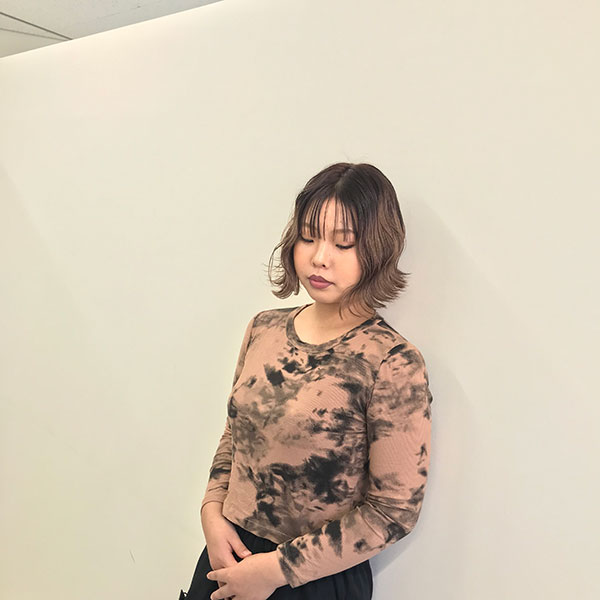 ヘアーの専門家である美容師さん
