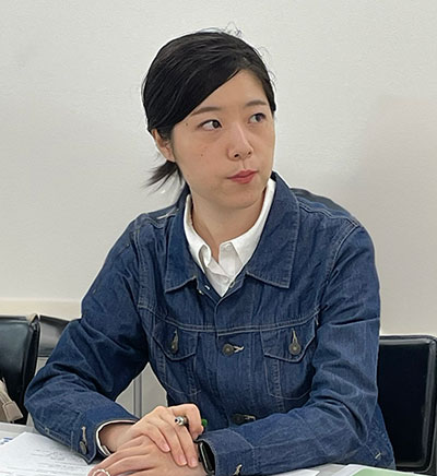 骨格と筋肉、立体とプロポーション、ベースメイクアップの講義授業でした