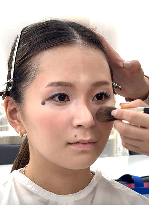 ツヤ肌メイクの実技授業でした