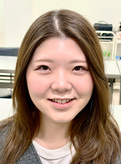 話題の韓国風メイクにトライ